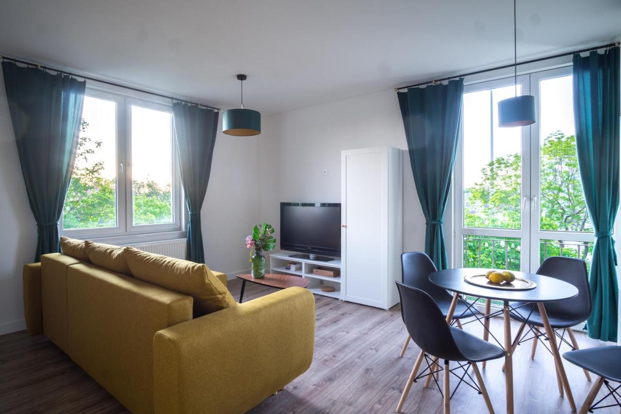Roomsy Oliwska Gdańsk Exteriör bild